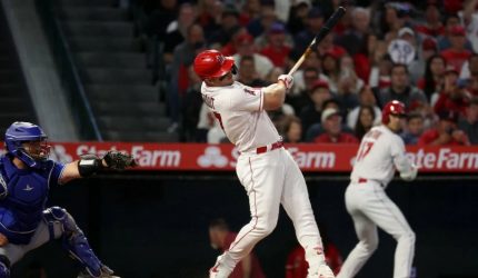 Героическое выступление: как Mike Trout привел Los Angeles Angels к победе над Oakland Athletics 8-5