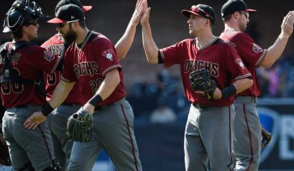 Грандиозный финал: итоги финальной игры между San Diego Padres и Arizona Diamondbacks 5-4 Грандиозный финал: итоги финальной игры между San Diego Padres и Arizona Diamondbacks 5-4